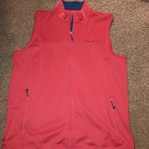 NEVER WORN vineyard vine men’s vest